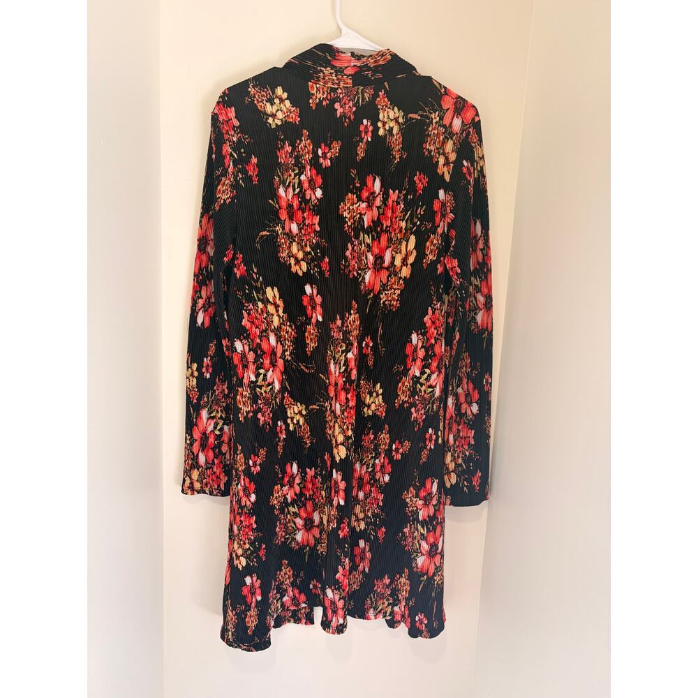 Frumos Floral Pleated Duster Cardigan Black Red Pink Boho Open Front M - Picture 6 of 6